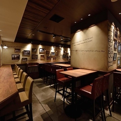 デートやサク飲みはもちろん、おひとり様も大歓迎♪ランチなどのお食事使いだけでなく、クラフトビールをじっくり味わいたいときにも◎ビールとお肉が恋しくなったら、是非KOYOENにお立ち寄りください！