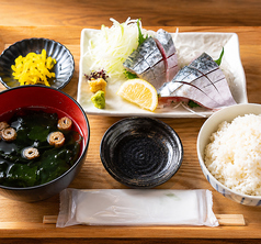 ほろ酔いさばのお刺身定食