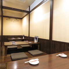 宴会用の掘りごたつ席は15名様まで！貸切最大20名までOK！歓送迎会や会社宴会などの各種宴会や打ち上げ等の様々なシーンにも◎掘りごたつ席は席数に限りがありますので、ご希望の方は予約がおすすめです！