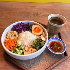 SIK eatery シックイータリー グラングリーン大阪店のおすすめランチ1