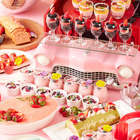 ホテルシェフが腕を振るう！和洋折衷の多彩なビュッフェ