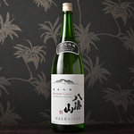 鮮魚や和食に合う、厳選した地酒・焼酎が豊富