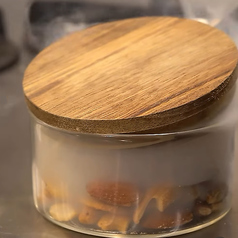 出汁ミックスナッツのスモーク　映