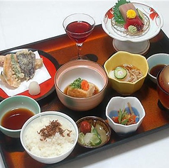 和洋酒菜 グランカフェ ホテルサン沖縄内の写真