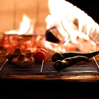 薪窯で焼き上げる神戸牛は肉の旨味が閉じ込められた絶品