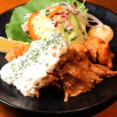 もも唐揚げ(タルタル・甘酸っぱいソース)