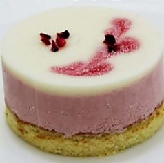 練乳いちごミニケーキ