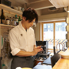 目利きして厳選する元漁師の店主!