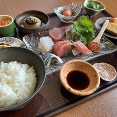 ランチタイムに贅沢なひとときを。