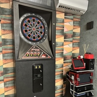 ダーツやカラオケ完備♪