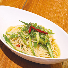 アスパラガスのペペロンチーノ