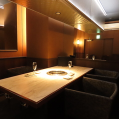 2～4名様でご利用いただけるVIP個室です。