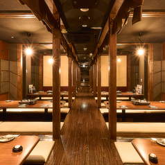 最大48名様掘りごたつ◇北千住で大型宴会ならお任せください。30名様から最大48名様まで、お座敷席で貸切宴会承っております。最大3時間の飲み放題付宴会コース3980円～ご提供！足を伸ばしてゆっくり各種ご宴会をお楽しみください！お早目のご予約がおすすめです♪