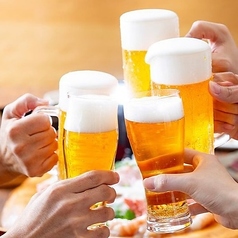 肉とチーズに合わせて楽しむ生ビールや種類豊富なサワー