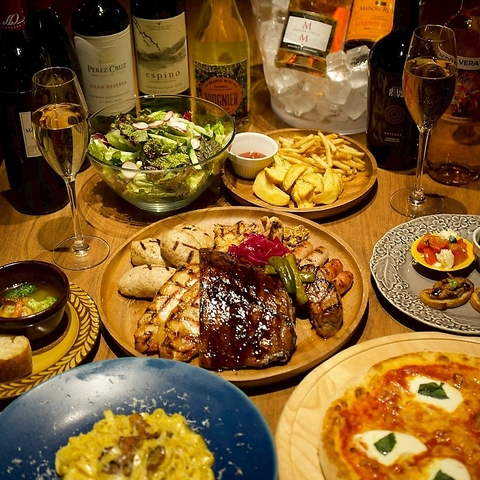 『本格ダイニングバーCOMO SIEMPRE（コモシエンプレ）で、ちょっと特別な宴を！』