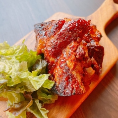 自家製とろとろ角煮の炭火焼