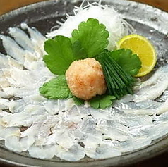 生穴子刺身(1280円)/生穴子にぎり寿司(1380円)/アジフライ(780円)