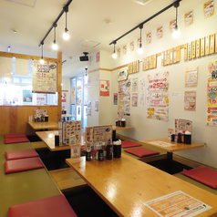 大阪下町のような雰囲気の店内。2次会や3次会の利用も人気です!