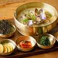 料理メニュー写真&nbsp;浅蜊白湯カルグクス（韓国うどん）
