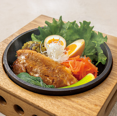 自家製角煮の魯肉飯（ルーローハン）