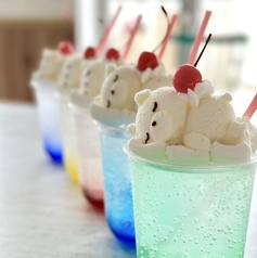 5種類の味の【居眠りベアのクリームソーダ】