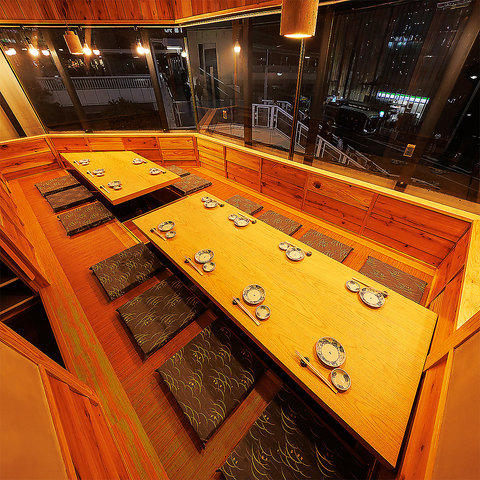 大人を癒やす寛ぎの空間で愉しむ旬な食材を使用した本格握り鮨と炉端焼き