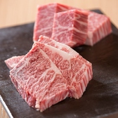 本当に美味しいお肉のみをご提供。黒毛和牛を一頭買いしているからお安くご提供できるんです！