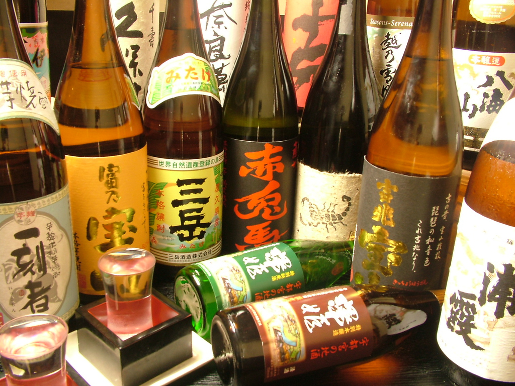 各コースにお得な飲み放題付き♪クーポンで飲み放題がお得につけられるプランもあり！