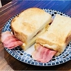 ベーコンチーズサンド