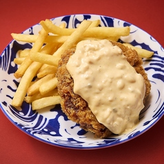 “格之進の肉おじさん”ジューシーメンチカツwithポテト