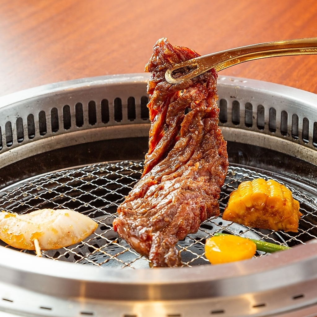 お肉はすべて、至高至福であるA4・A5ランクの和牛。「この品質でこの価格！？」となる圧倒的コスパ！