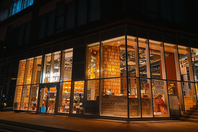 最大70名対応の広々空間でパーティーを