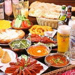 食べ放題メニューは20種類以上の自慢の本格カレーの中からお好みで3種類のカレーをお選び頂けます♪