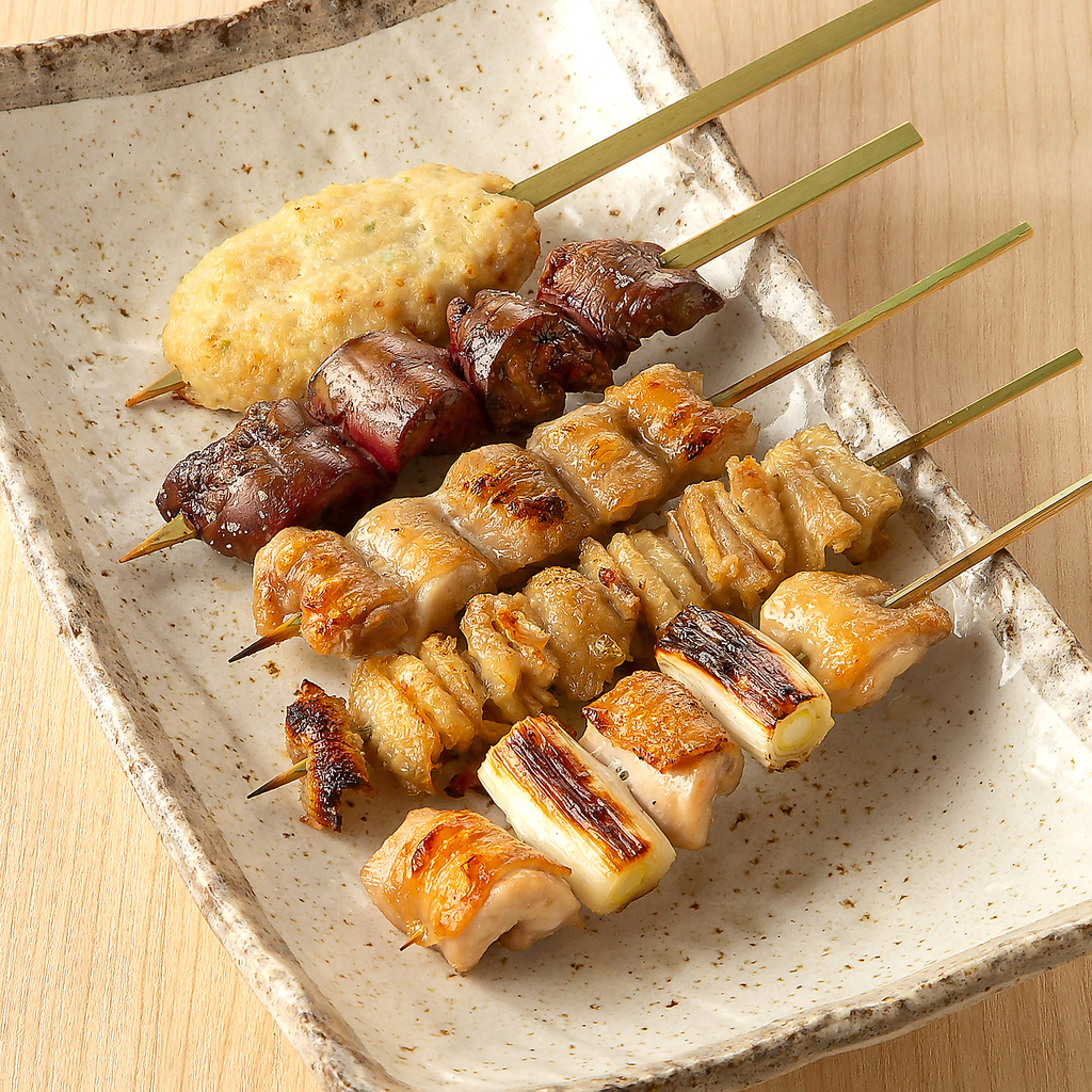 人気の串焼きももちろんあります。ビールと最高の組み合わせです◎