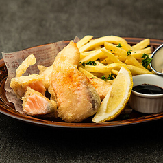 サーモンのフィッシュ&チップス