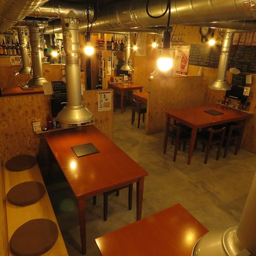 京もつ鍋ホルモン焼肉 朱々 岡山奉還町店の雰囲気1
