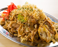 天かすたっぷり黒胡椒ソース焼きそば