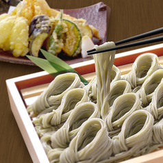 喉越し抜群の自社製麺へぎそばを堪能