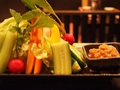 料理メニュー写真 自家製鶏味噌と本日のお野菜