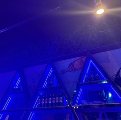 【最大80名様の貸切対応】大人数でのイベントやパーティーに最適な、広々とした貸切スペースをご用意しております◎最大80名様まで収容可能なVIPな空間を、贅沢に貸切でご利用いただけます。会社全体の歓送迎会や大規模な打ち上げなど、周囲に気兼ねすることなく盛り上がりたいシーンにぴったり♪