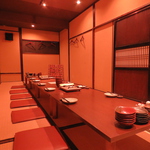 お座敷完全個室は最大宴会50名様。大人数の会社宴会におすすめです。