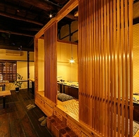 【忘年会、接待におすすめの店内空間】