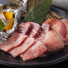 豪華な定食メニューもご用意しております♪