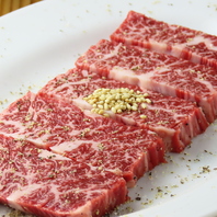 新鮮なお肉を囲炉裏で楽しむ贅沢な時間♪