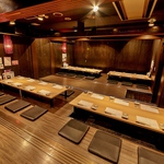 １０名～６０名まで対応できる、掘りごたつのお座敷。会社宴会など、大人数宴会に最適！！