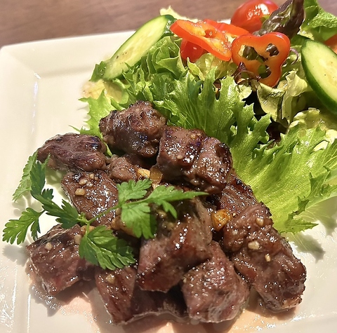 こだわりのお酒をカジュアルに楽しめます！