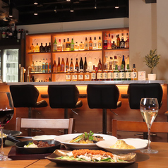 カウンター席でデートや特別な日にお二人のご利用や、一人でしっぽり飲みたいときにも...