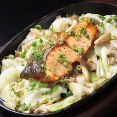 季節の鮮魚いしるバター焼き