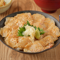 鯛ゴマだれ丼