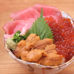 中トロうにいくら丼